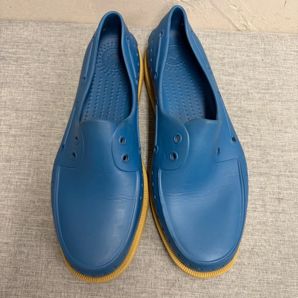 Native Shoes Howard Men 9 Blue EVA Perforated Slip On Water Boat Shoes Gum Sole